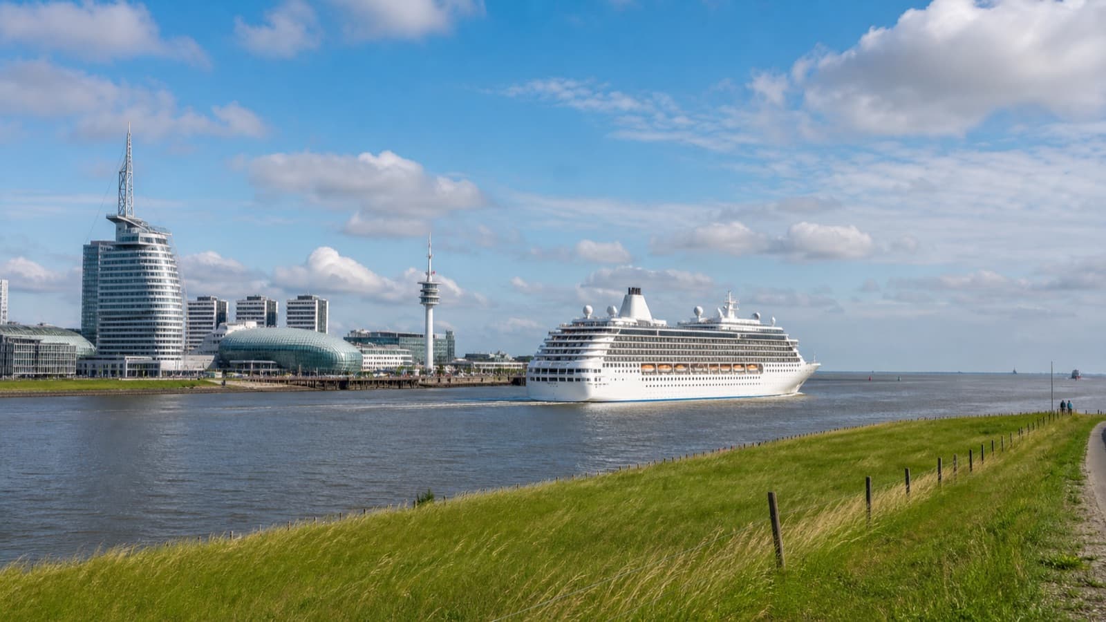 Kreuzfahrt ab Bremerhaven: Stornokabinen & Angebote